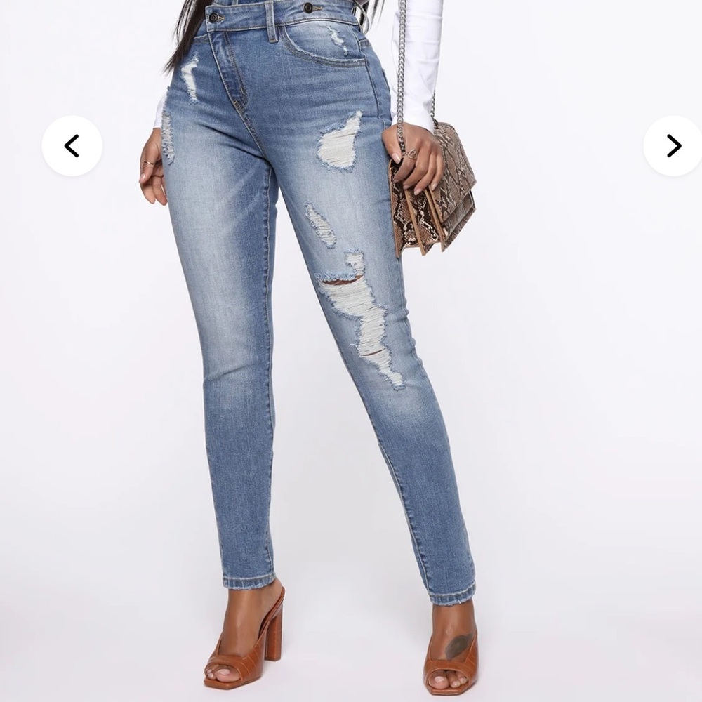 BNWT Fashion Nova Crossover Mid Rise Skinny Jeans